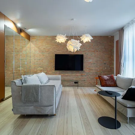 Appartement Stylish Victus Near The Promenade In By Renters *